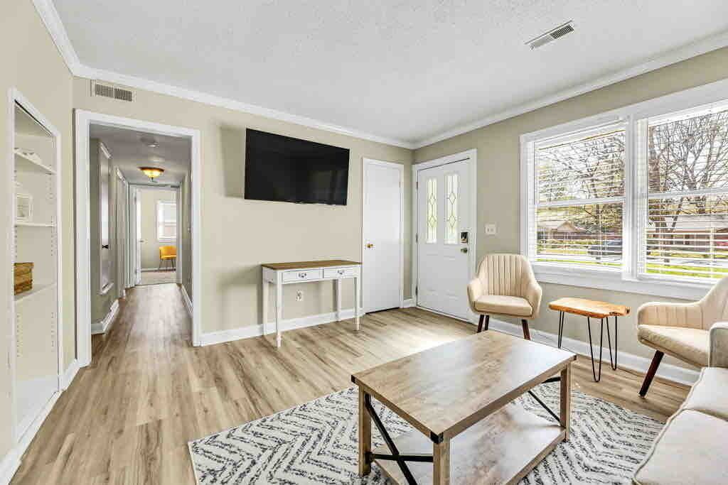 Photo of Livingroom in Greensboro
