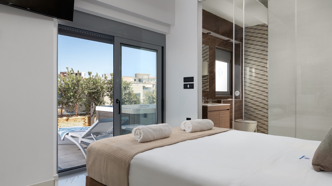 Photo of Bedroom in Petaloudes