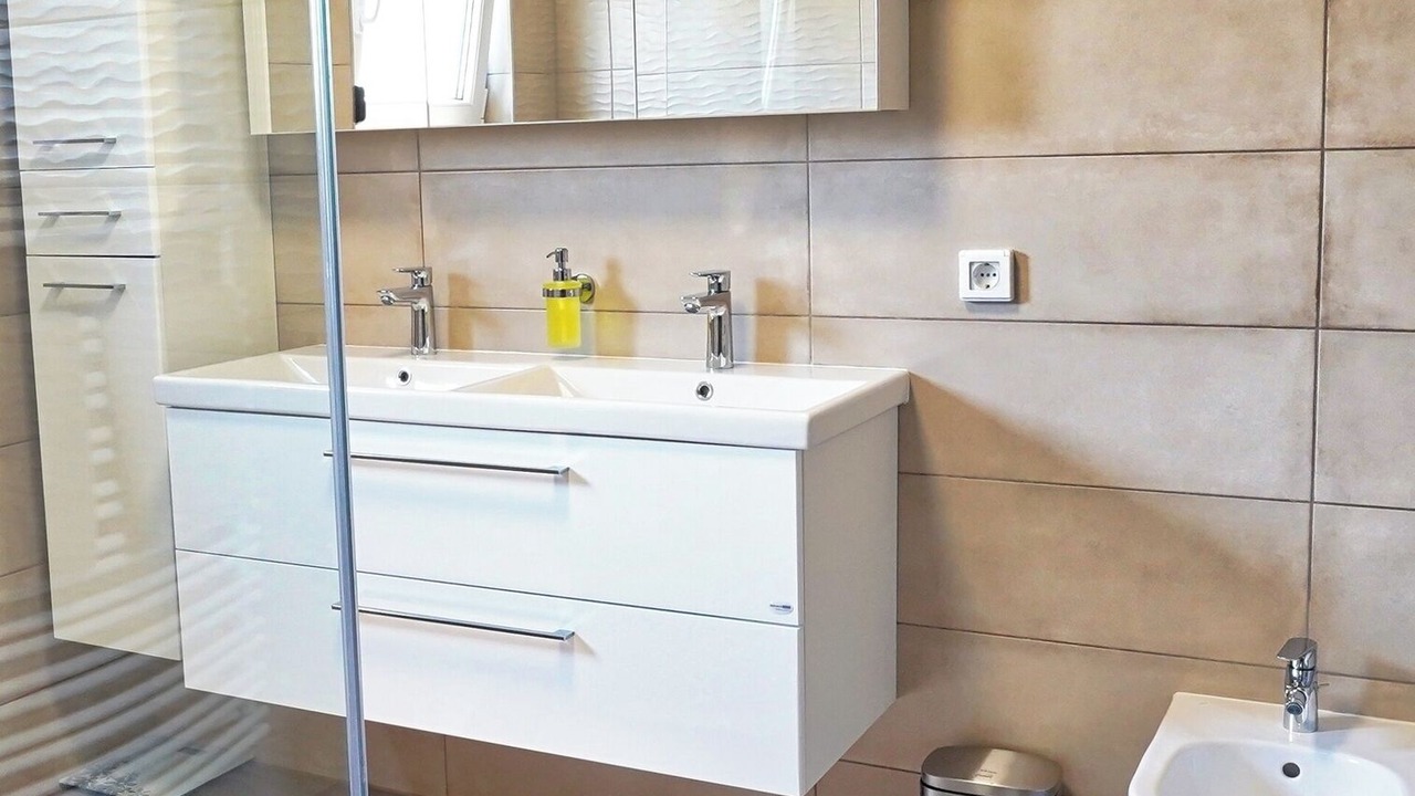 Photo of Bathroom in Limbus