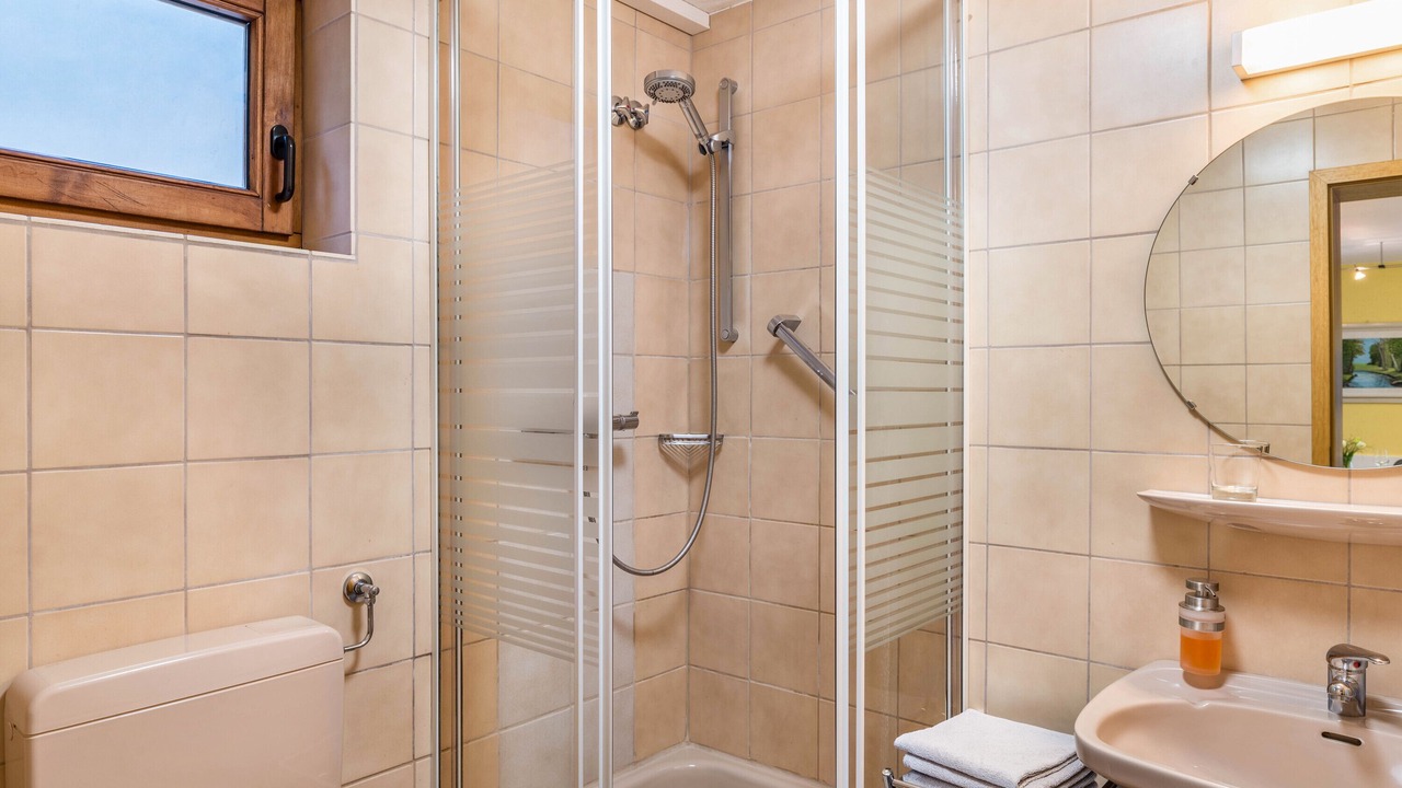 Photo of Bathroom in Scheuern