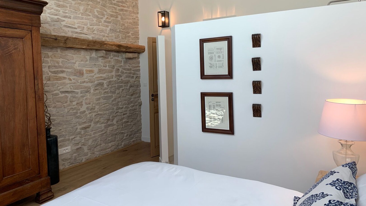 Photo of Bedroom in Meursault