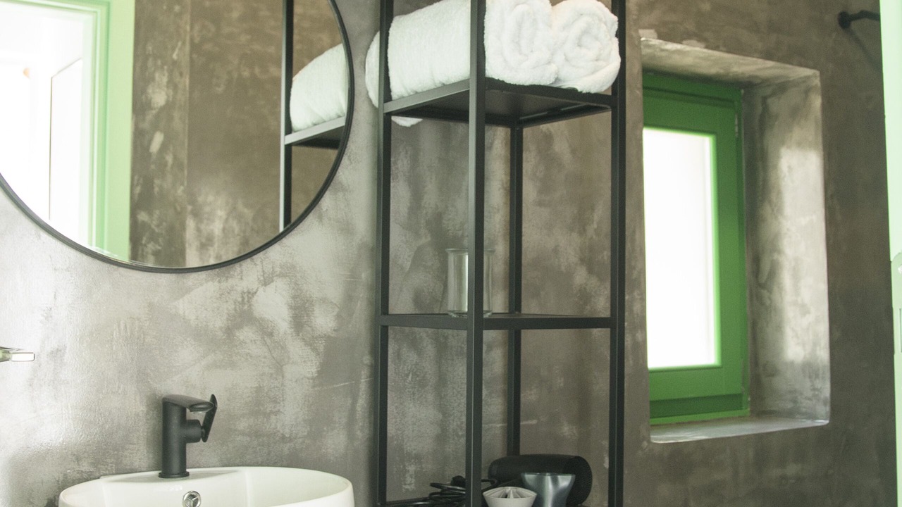 Photo of Bathroom in Ermoupoli