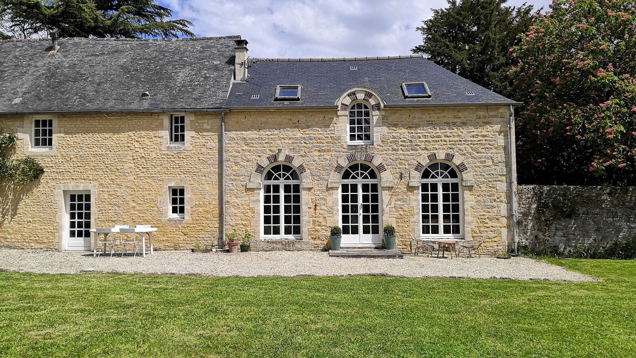 Photo of Outdoor in Juaye-Mondaye