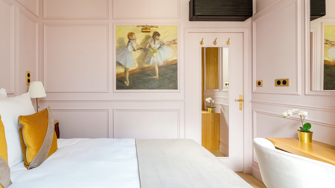 Photo of Bedroom in Palais-Royal