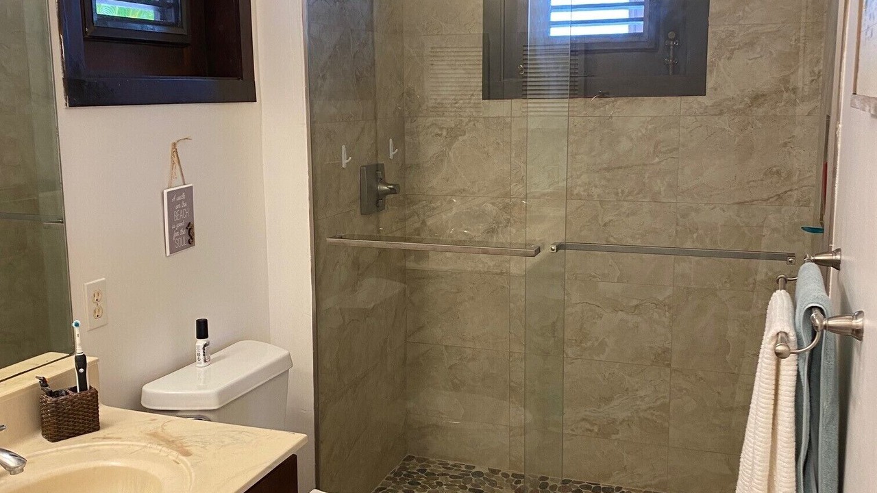 Photo of Bathroom in Estate River
