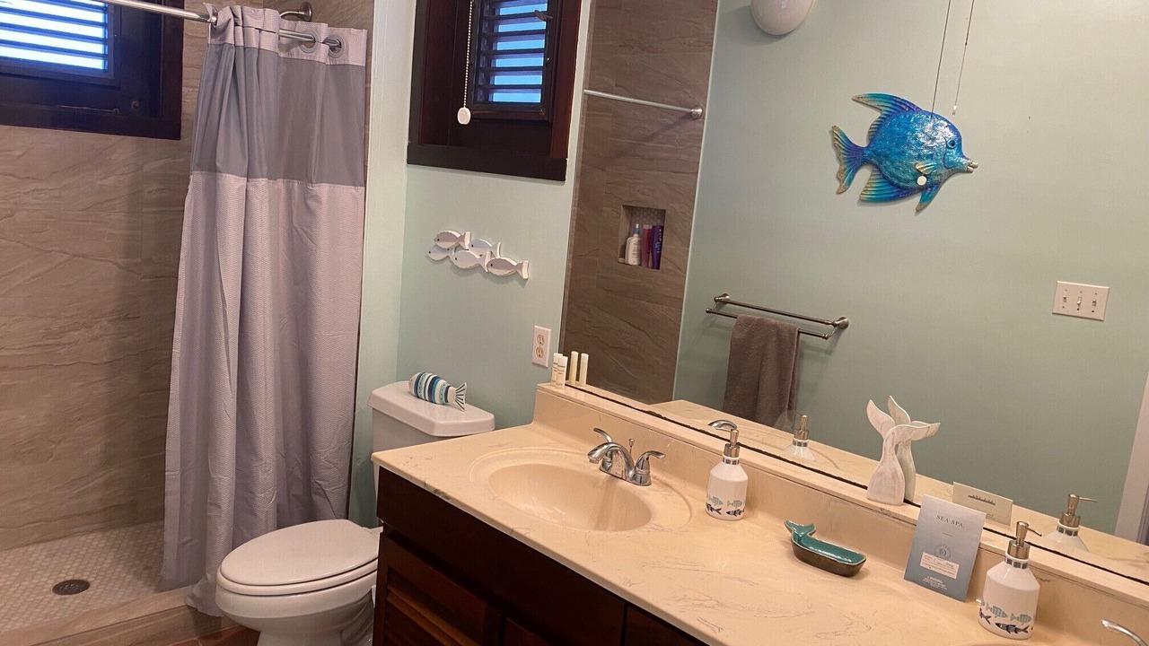Photo of Bathroom in Estate River