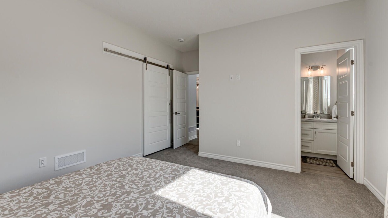 Photo of Bedroom in Port Stanley