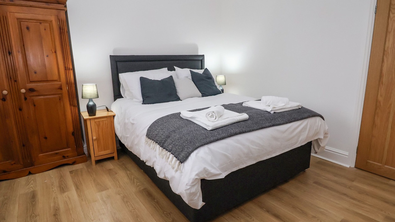 Photo of Bedroom in Chorlton-by-Backford
