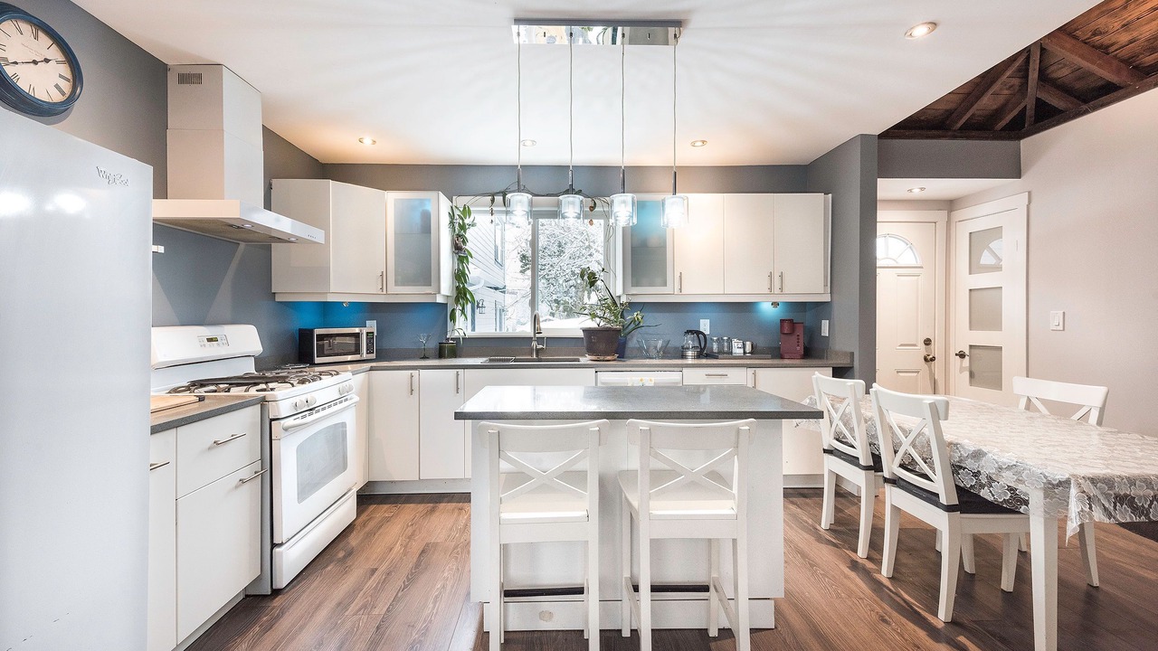 Photo of Kitchen in Chilliwack Proper Village West