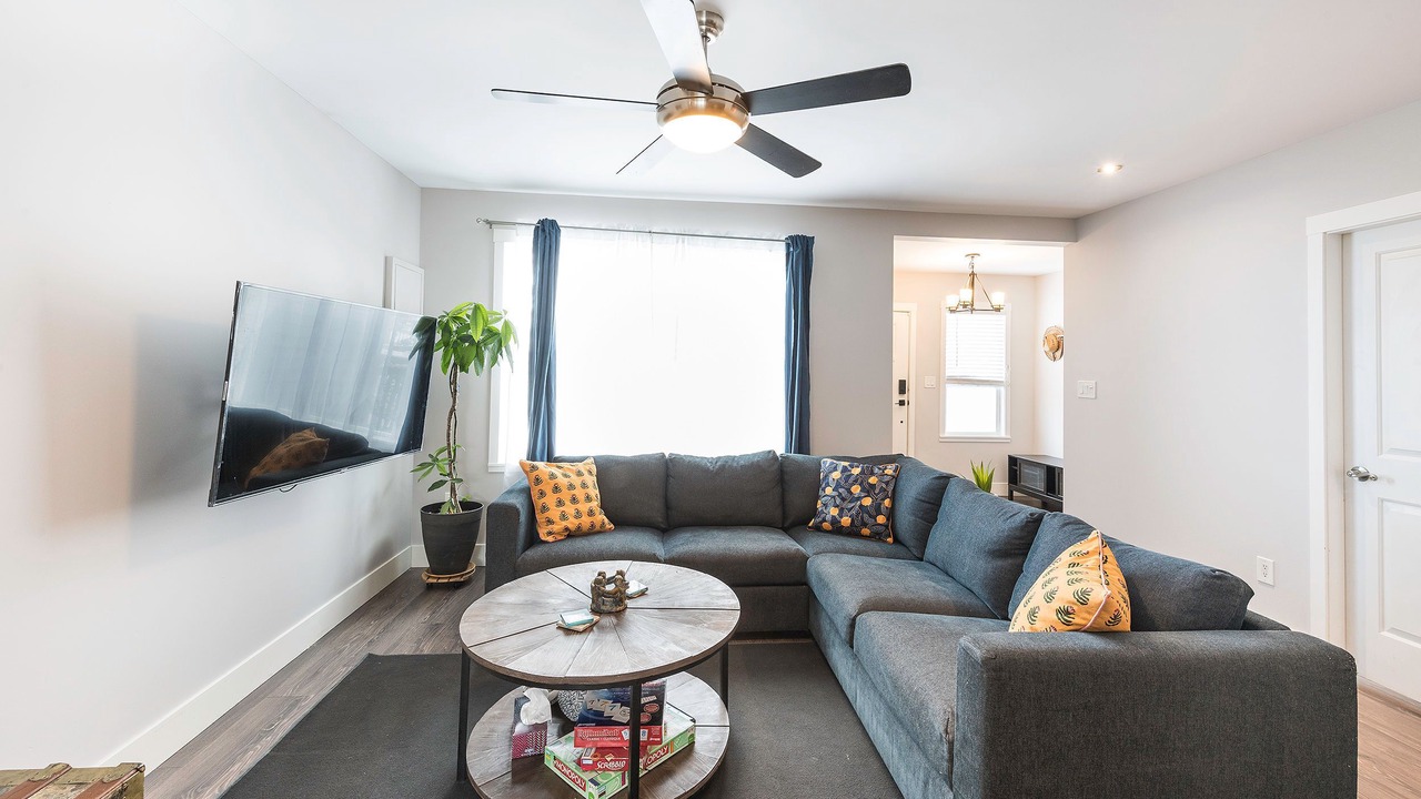 Photo of Livingroom in Chilliwack Proper Village West