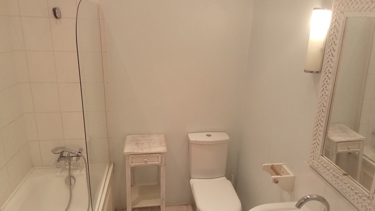 Photo of Bathroom in Capestang