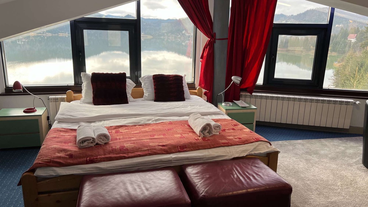Photo of Bedroom in Colibita