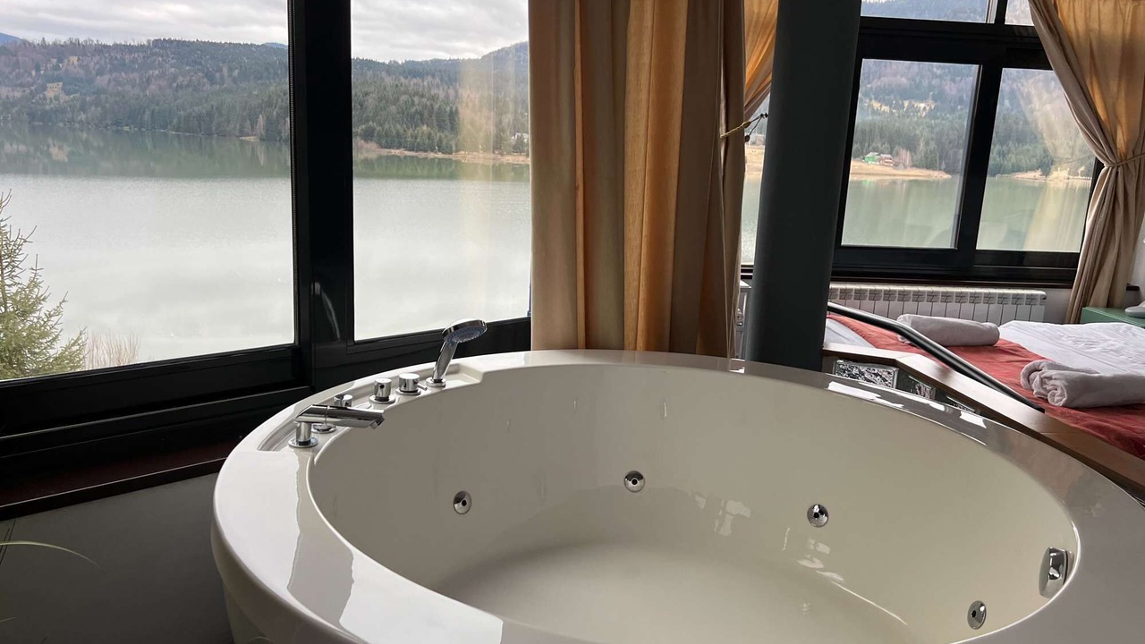 Photo of Bedroom in Colibita