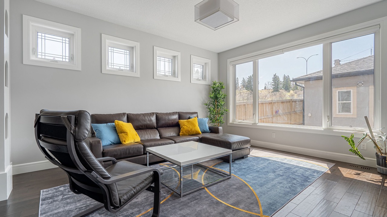 Photo of Livingroom in Southwest Calgary