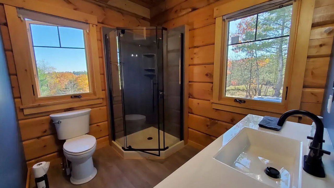 Photo of Bathroom in Rideau Lakes