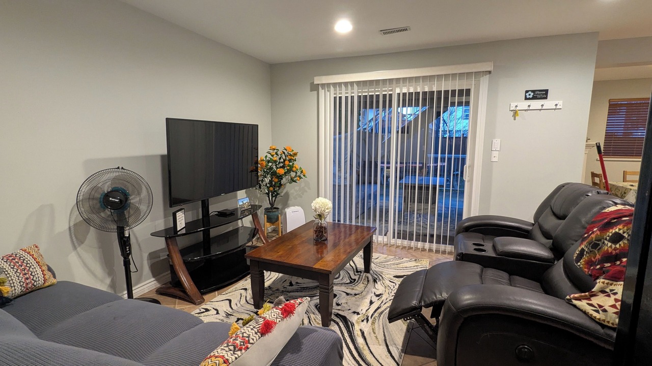 Photo of Livingroom in Maple Ridge