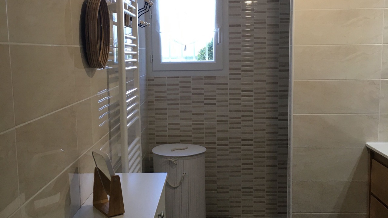 Photo of Bathroom in Cormeray
