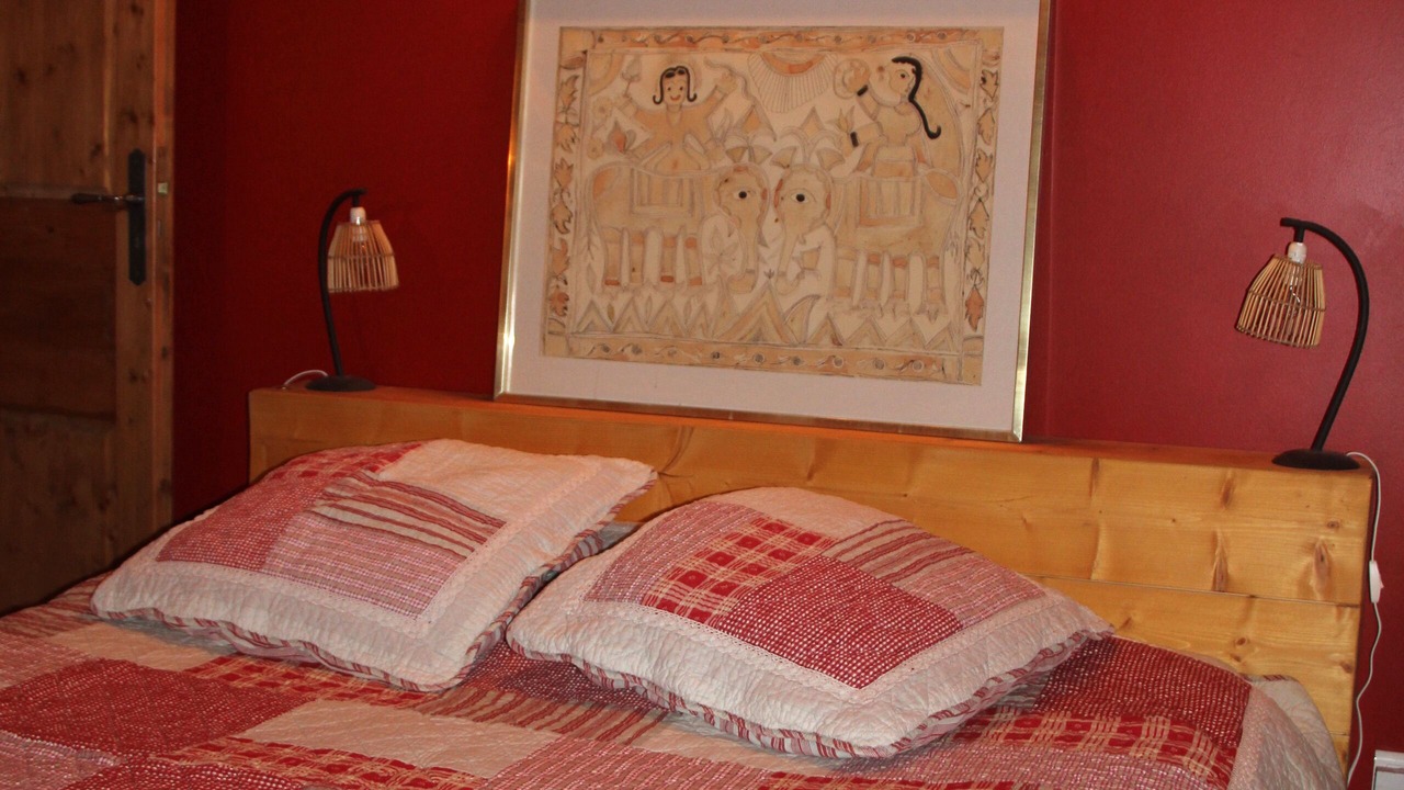 Photo of Bedroom in Les Bossons
