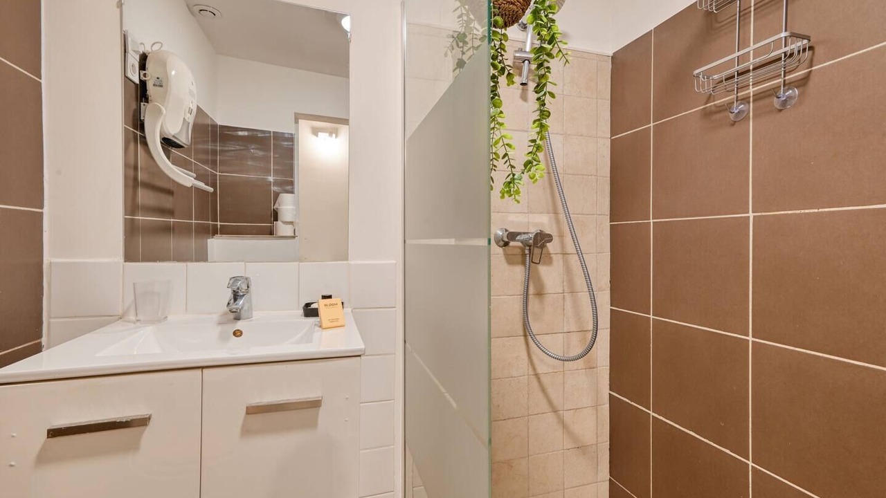 Photo of Bathroom in Menpenti