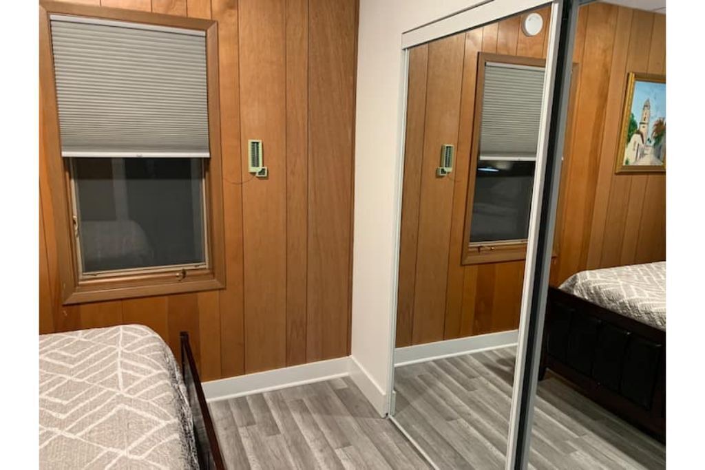 Photo of Bedroom in Manitowoc