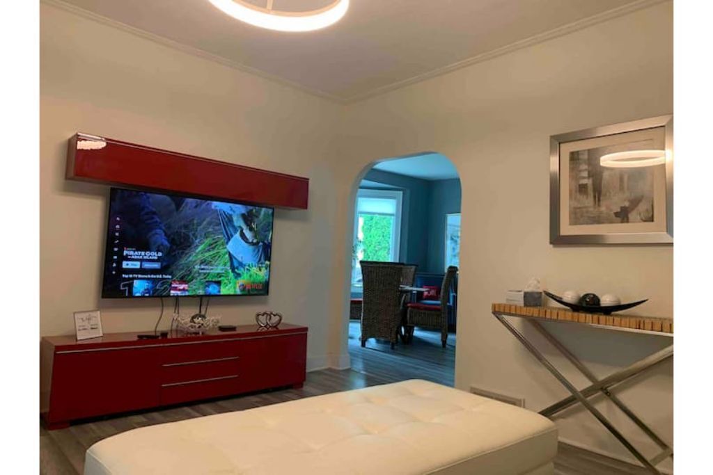 Photo of Bedroom in Manitowoc