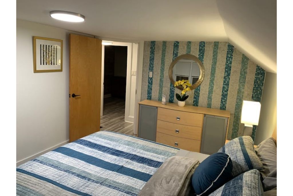Photo of Bedroom in Manitowoc