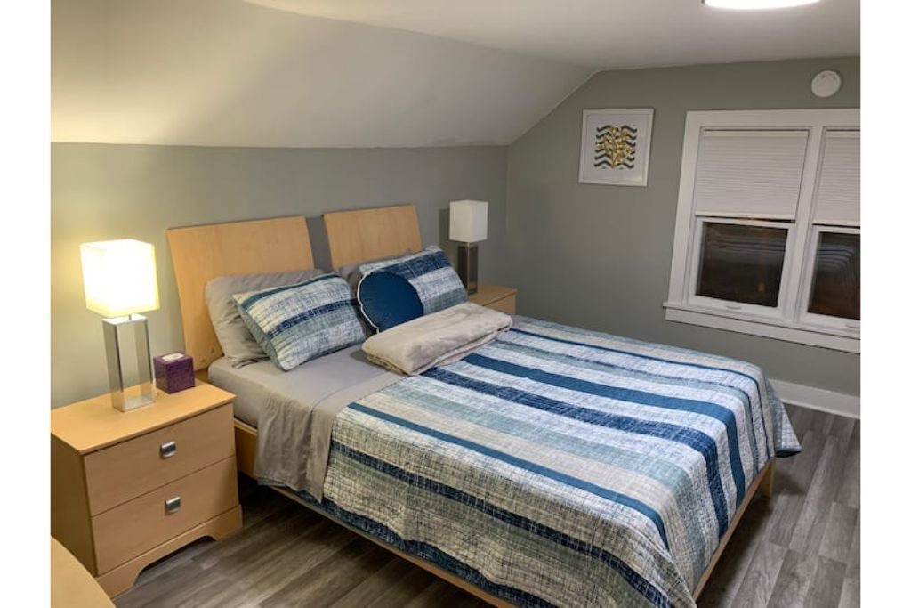Photo of Bedroom in Manitowoc