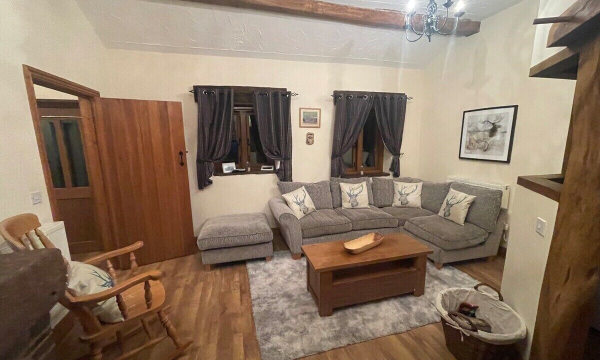 Photo of Livingroom in Usk