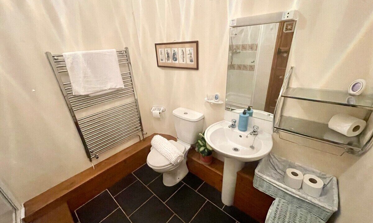 Photo of Bathroom in Usk