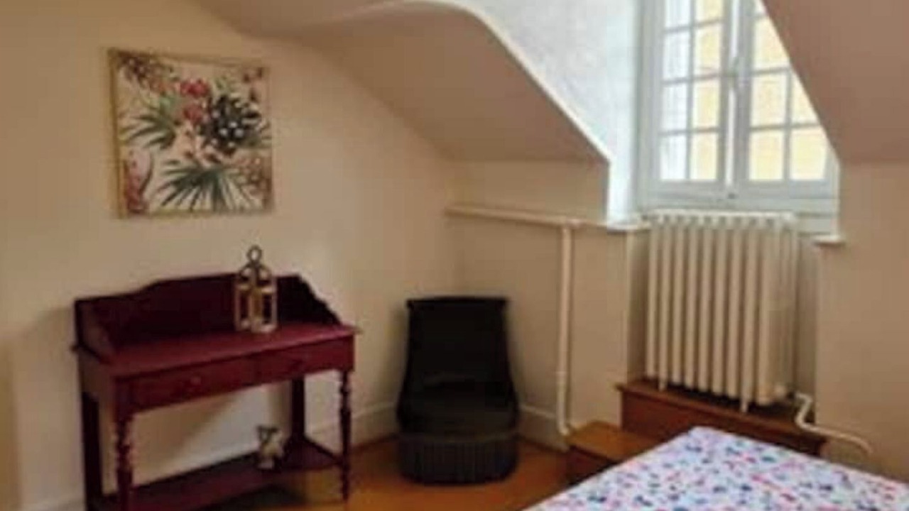 Photo of Bedroom in Nevers