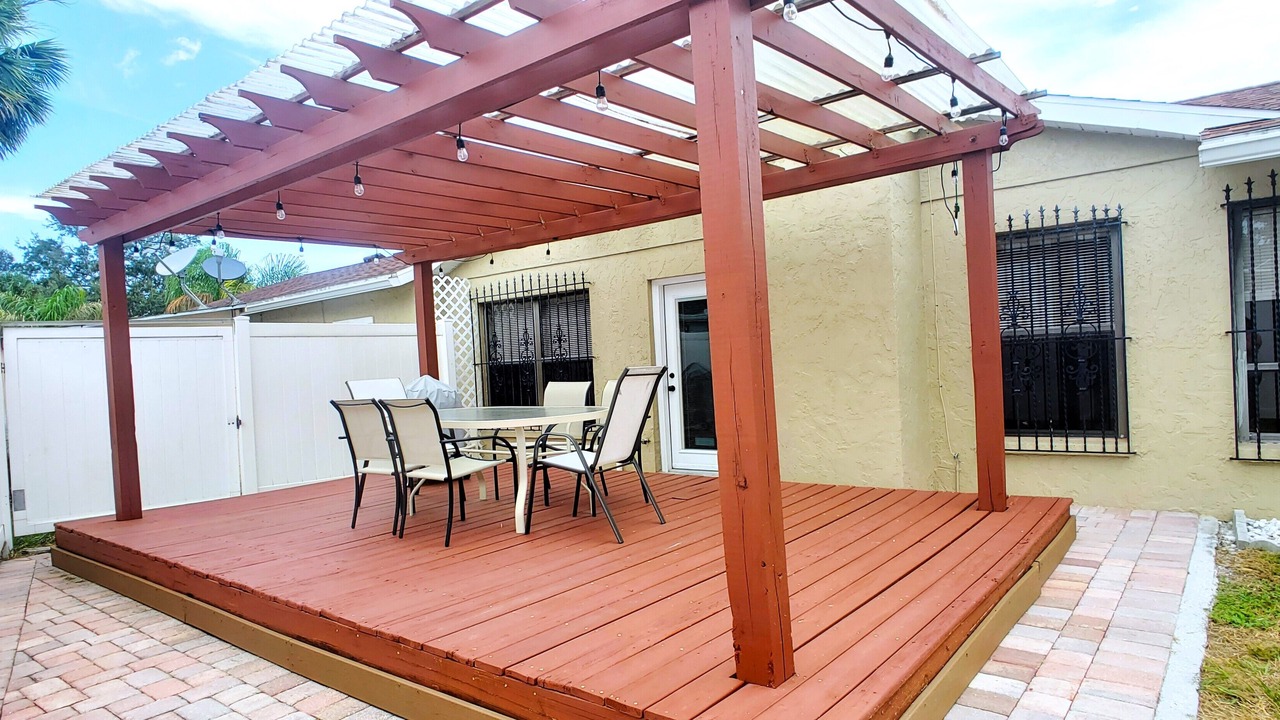 Photo of Outdoor in Country Oaks