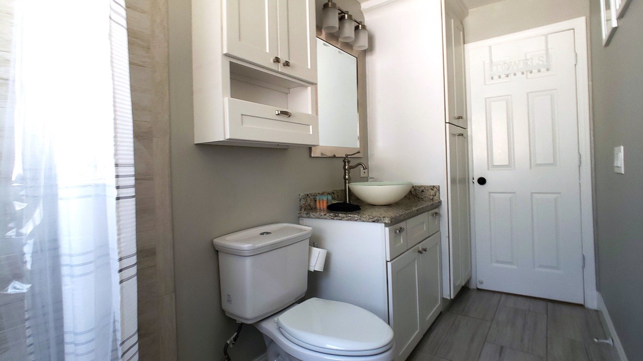 Photo of Bathroom in Country Oaks