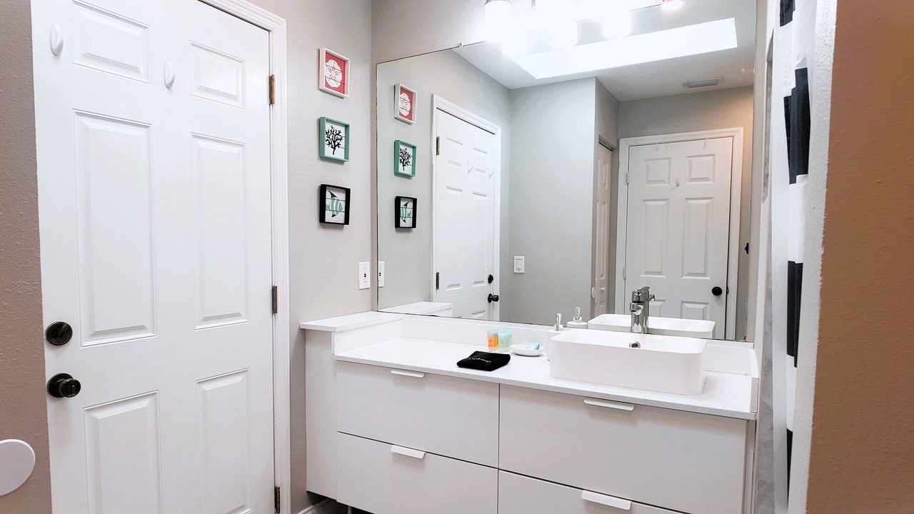 Photo of Bathroom in Country Oaks