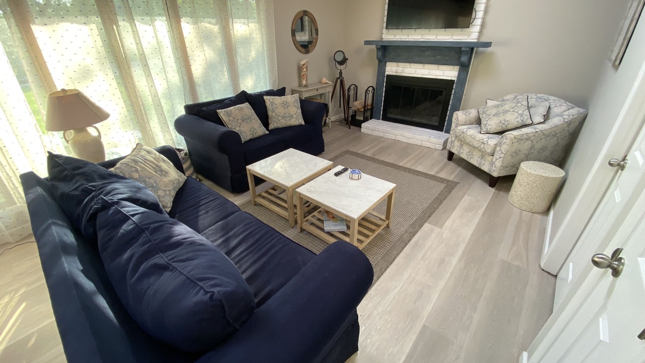 Photo of Livingroom in Culloden Shores