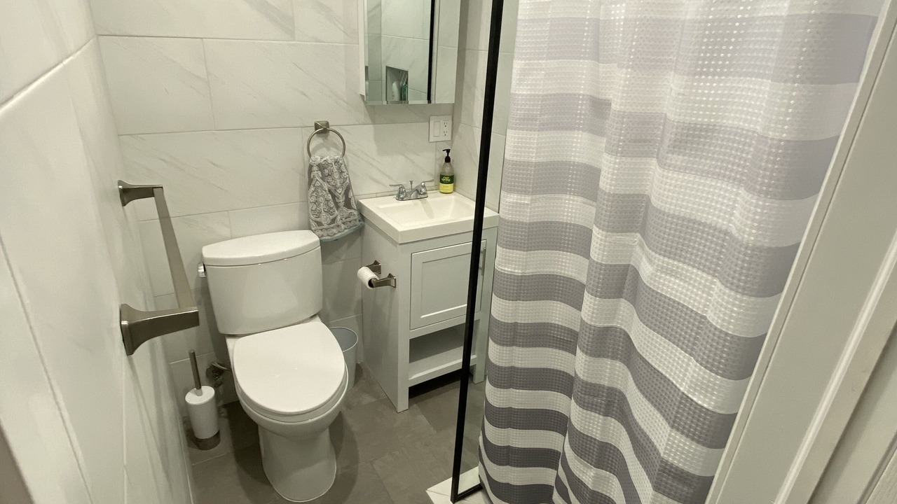 Photo of Bathroom in Culloden Shores