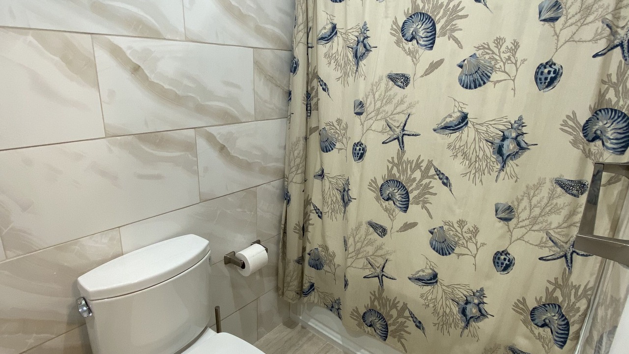 Photo of Bathroom in Culloden Shores