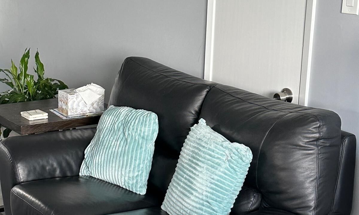 Photo of Livingroom in East Kildonan