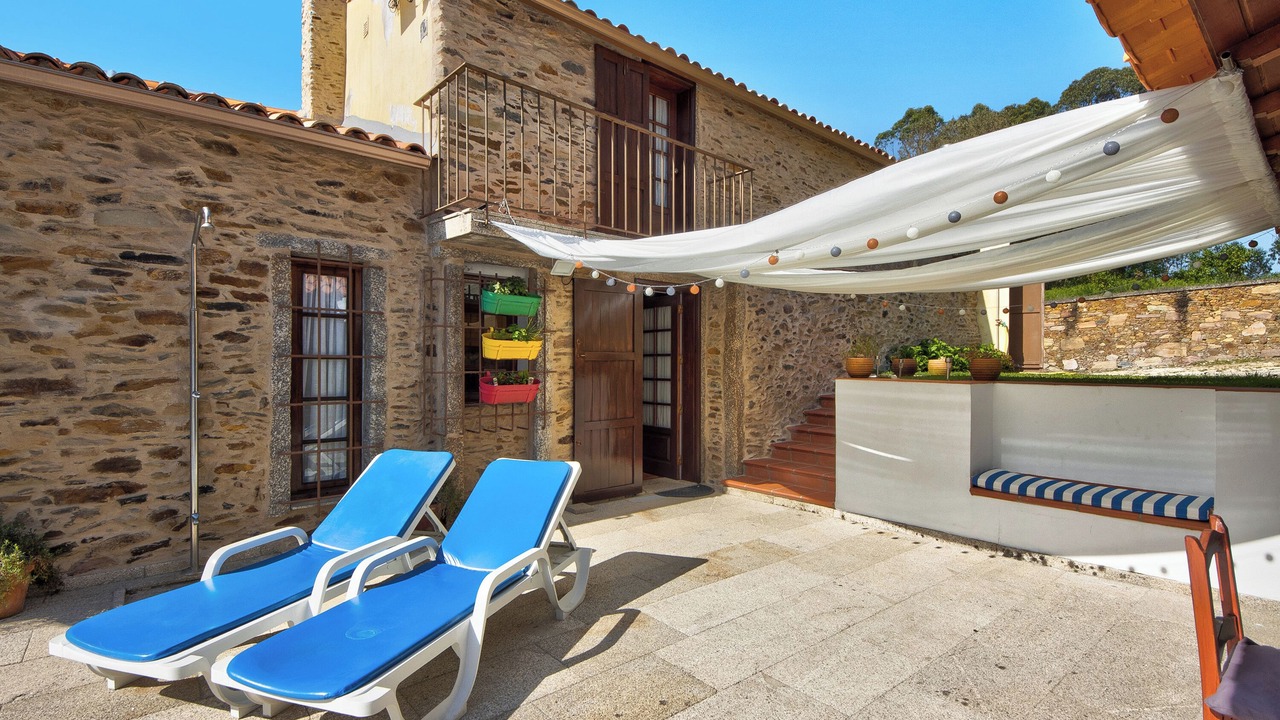 Photo of Patio Balcony in Rates