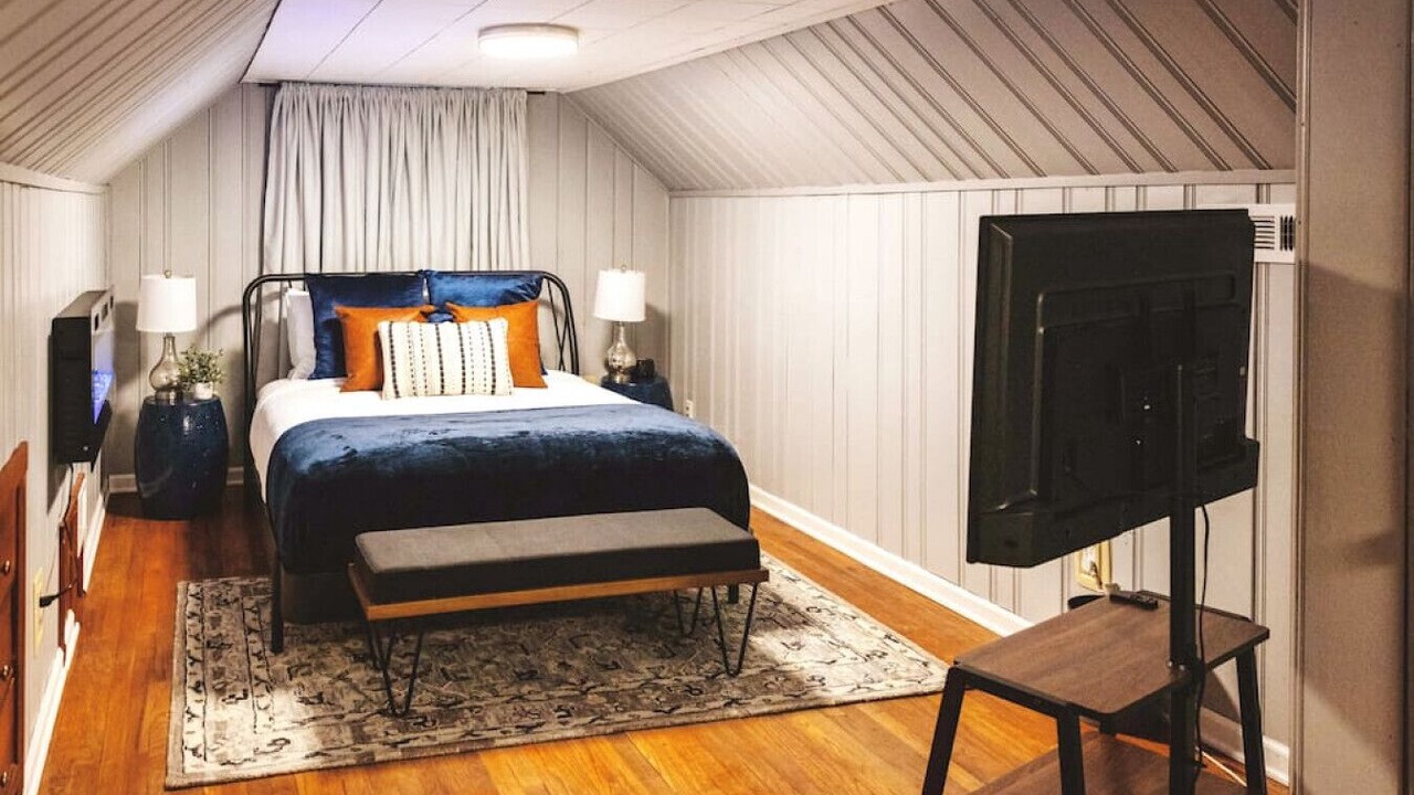 Photo of Bedroom in Clawson