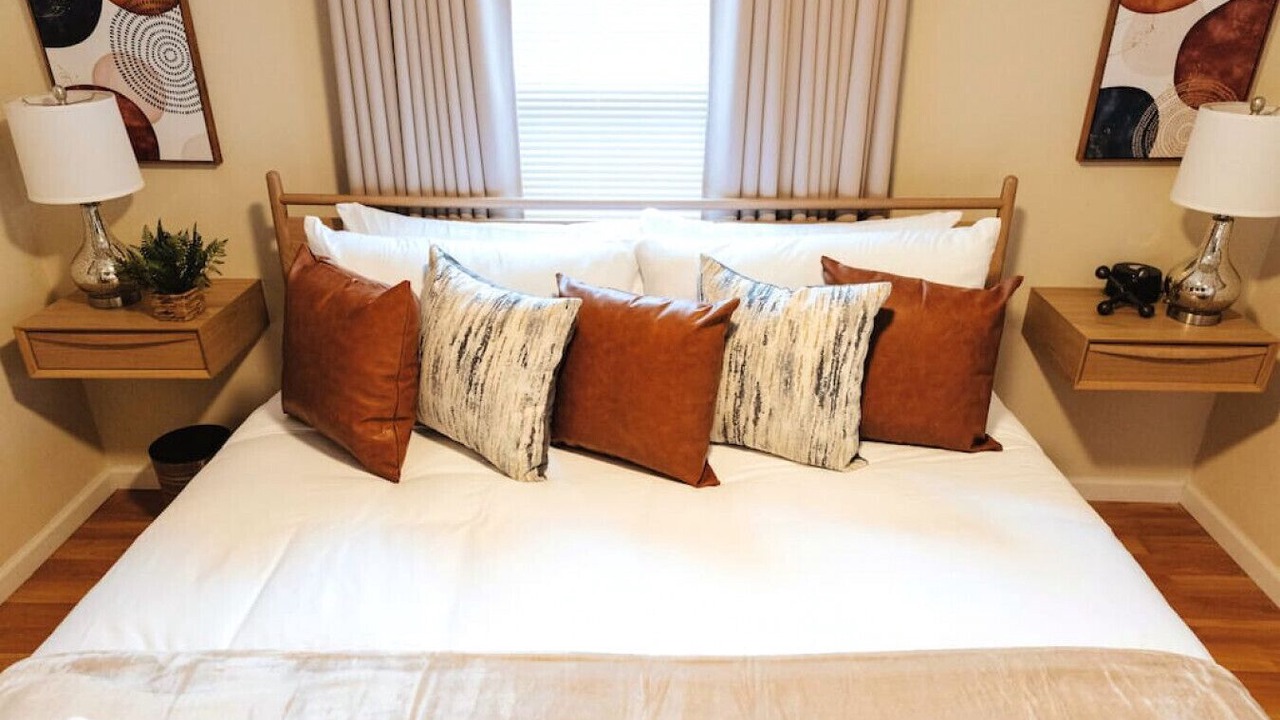 Photo of Bedroom in Clawson