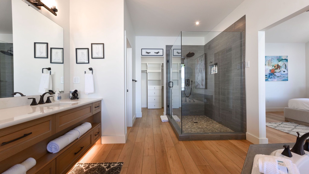 Photo of Bathroom in Okanagan-Similkameen