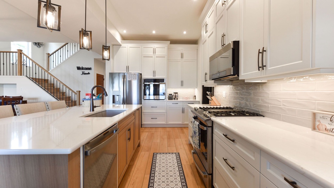 Photo of Kitchen in Okanagan-Similkameen