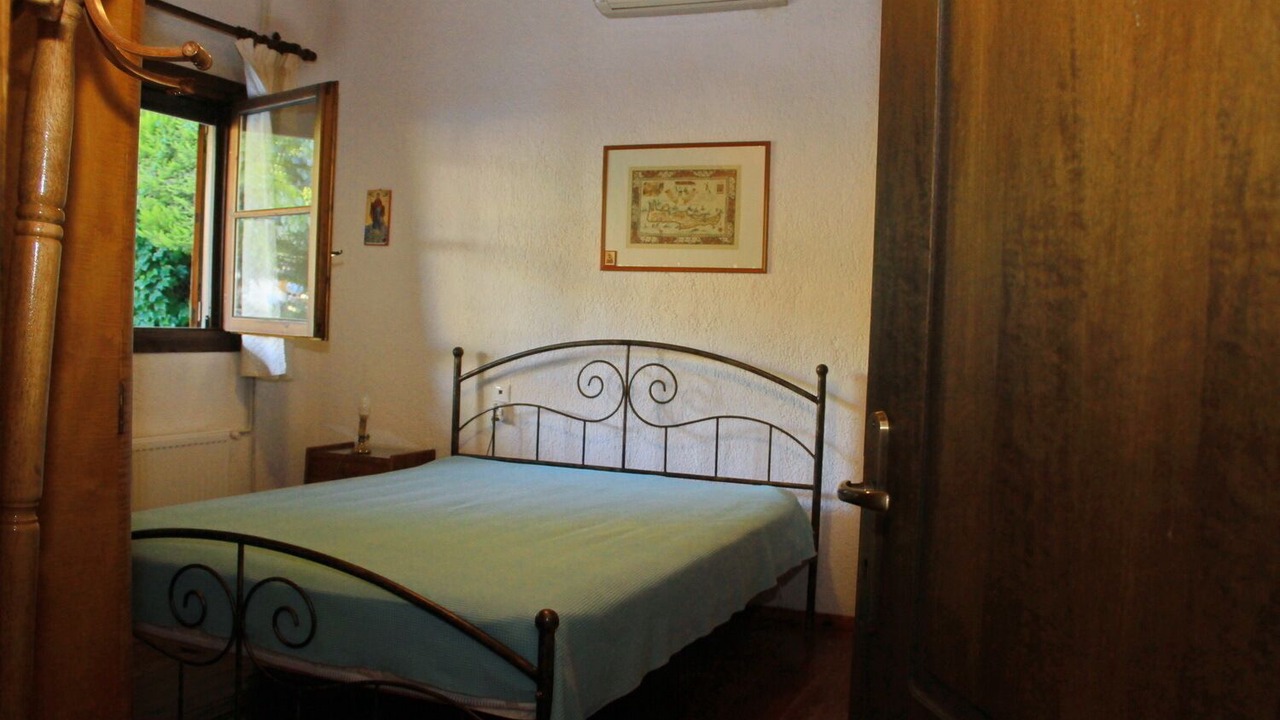 Photo of Bedroom in Archanes