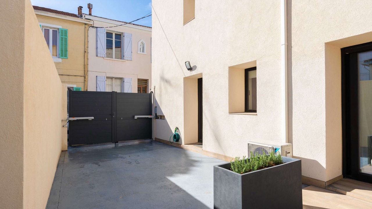 Photo of Patio Balcony in Menpenti
