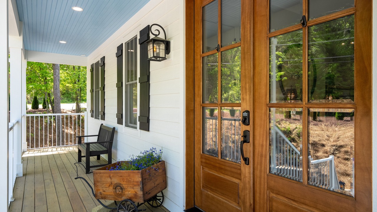 Photo of Patio Balcony in Lake Lure