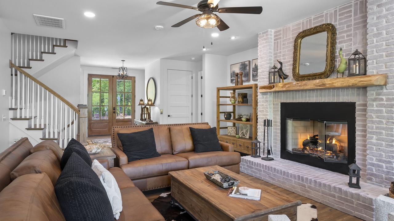 Photo of Livingroom in Lake Lure