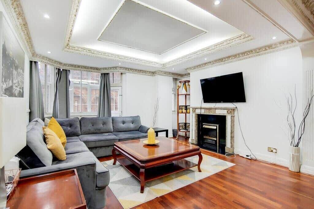Photo of Livingroom in Knightsbridge