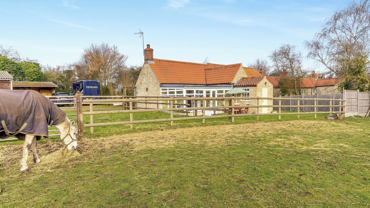 Photo of Outdoor in Old Somerby