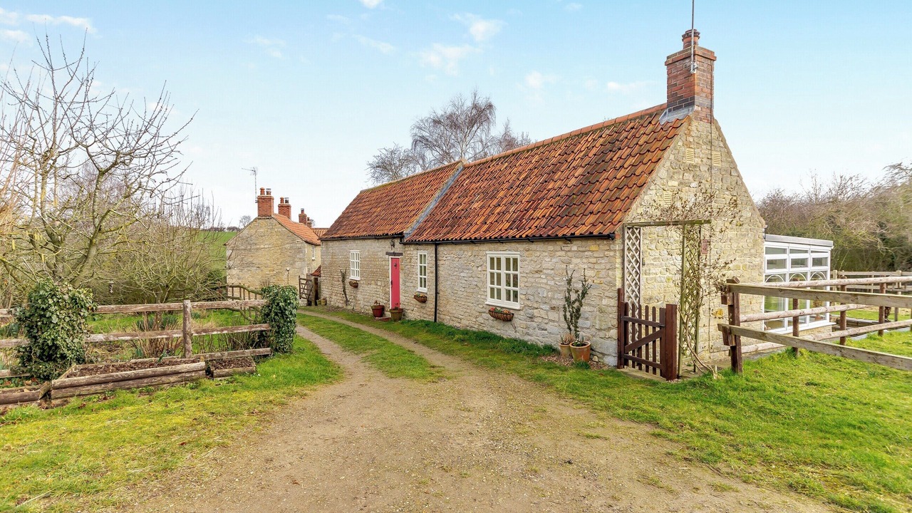 Photo of Others in Old Somerby