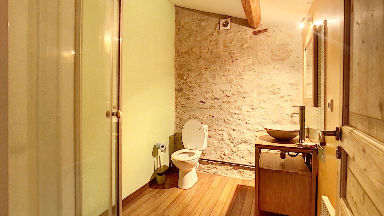 Photo of Bathroom in Teyssode